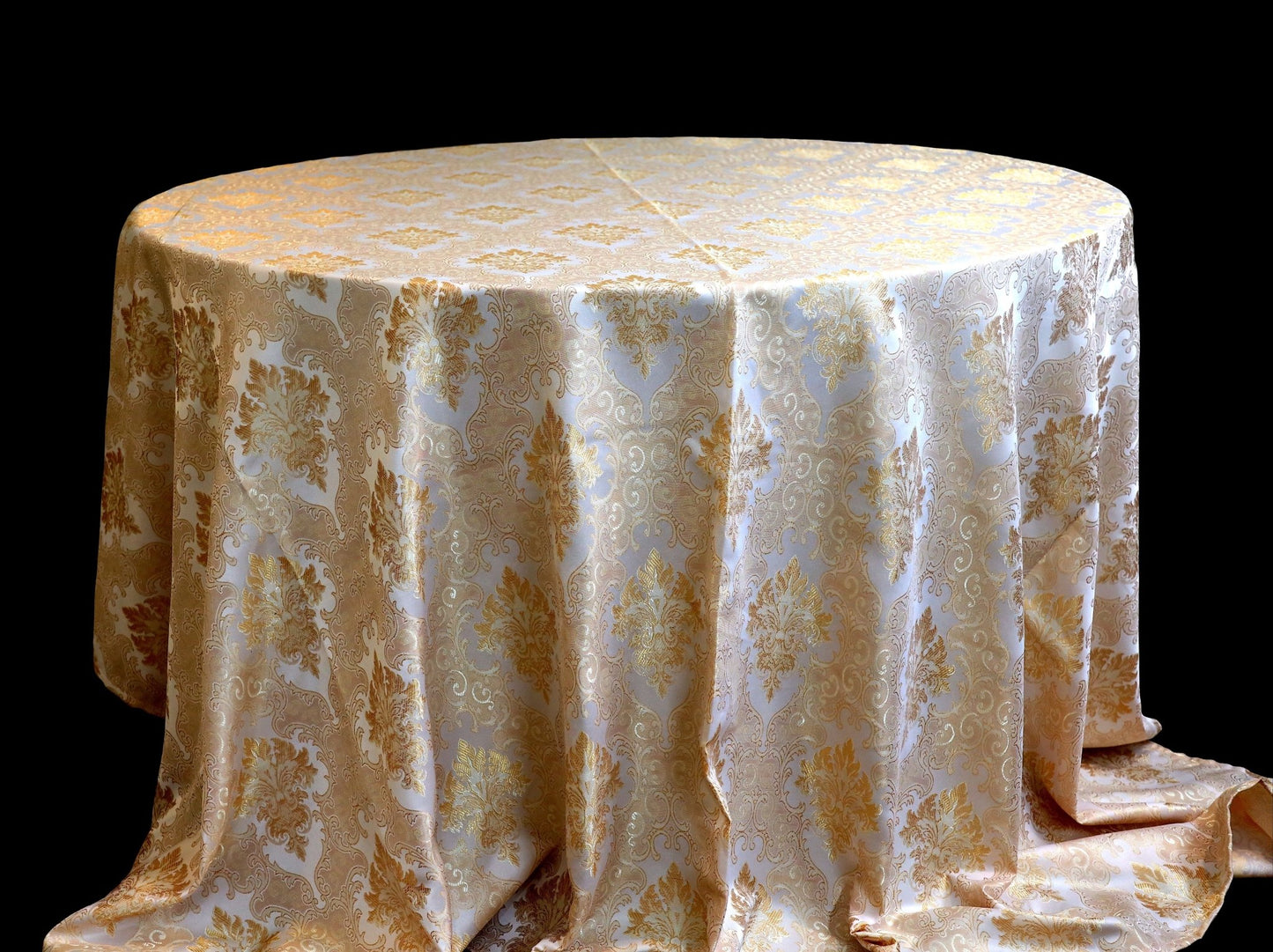 Luxury golden white jacquard damask tablecloth - 90x90 square or 120 inch round