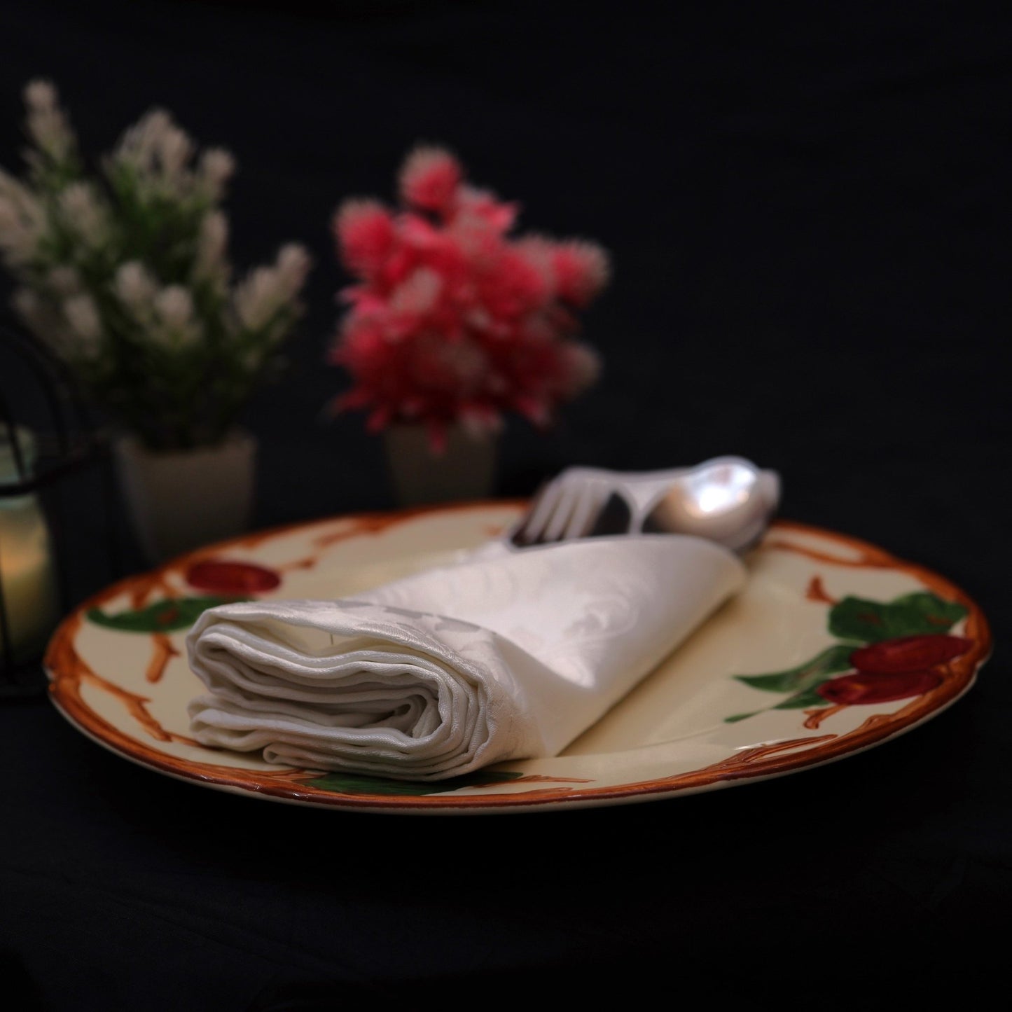 cotton like white damask napkin for restaurants